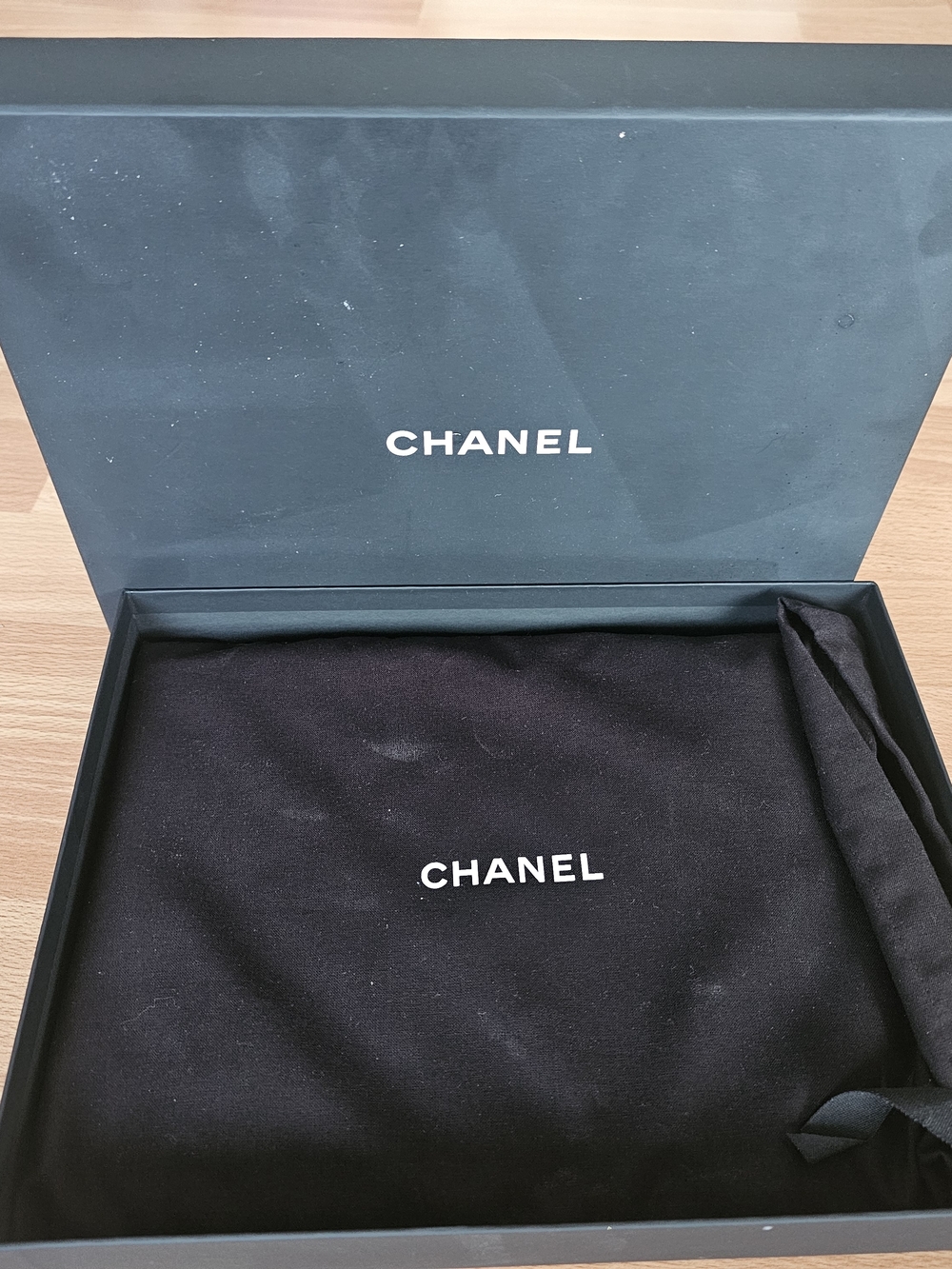 CHANEL Black Cavier Clutch Pouch - Picture 2 of 11